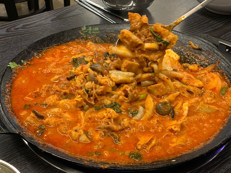 율생해물샤브칼국수 이미지