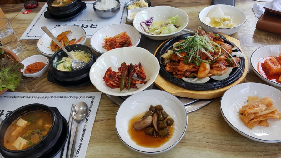 다래와흑돈 이미지