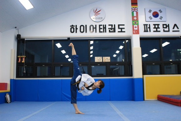 더하이어 이미지