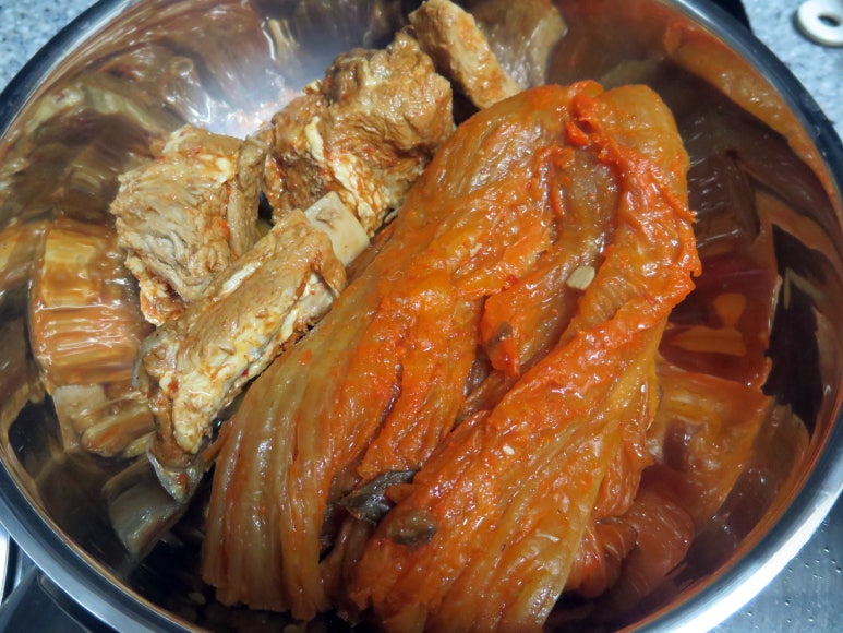 자작나무김치찜 이미지