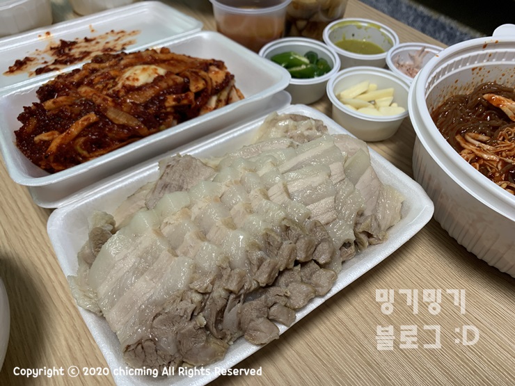 홍가네가마솥족발 이미지