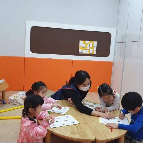 잉글리시에그청주지웰시티센터 이미지