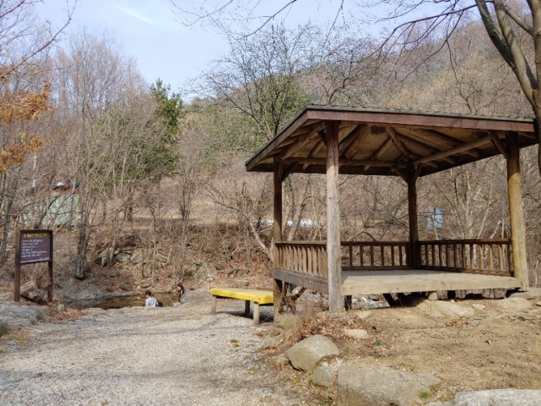 덕동골캠핑장 이미지