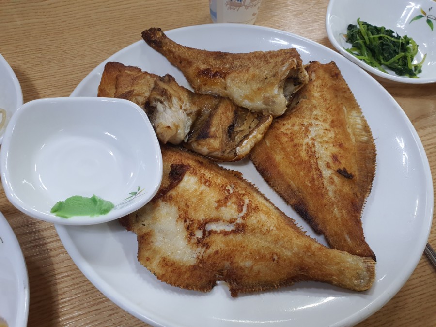 구이랑찌개랑 이미지