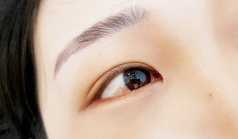 유블리속눈썹 이미지