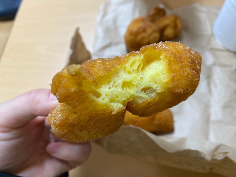 찹쌀꿀꽈배기 이미지