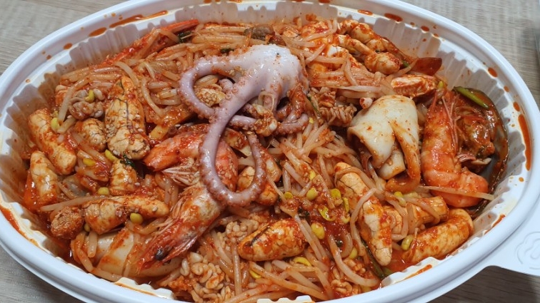 동해물과아구찜 이미지
