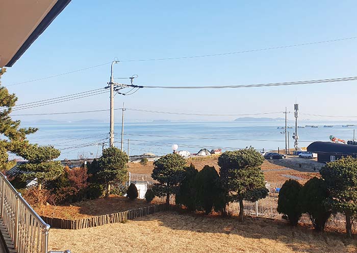 앤화이트펜션.비치 이미지