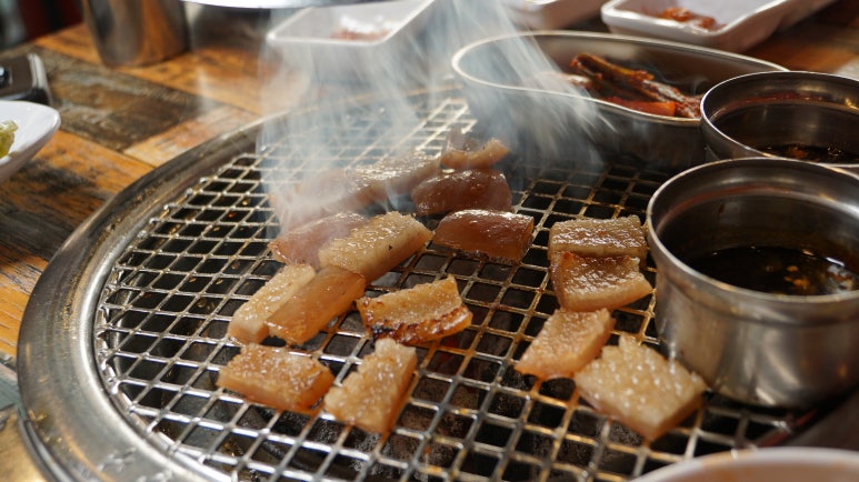 훔친뒷고기 이미지
