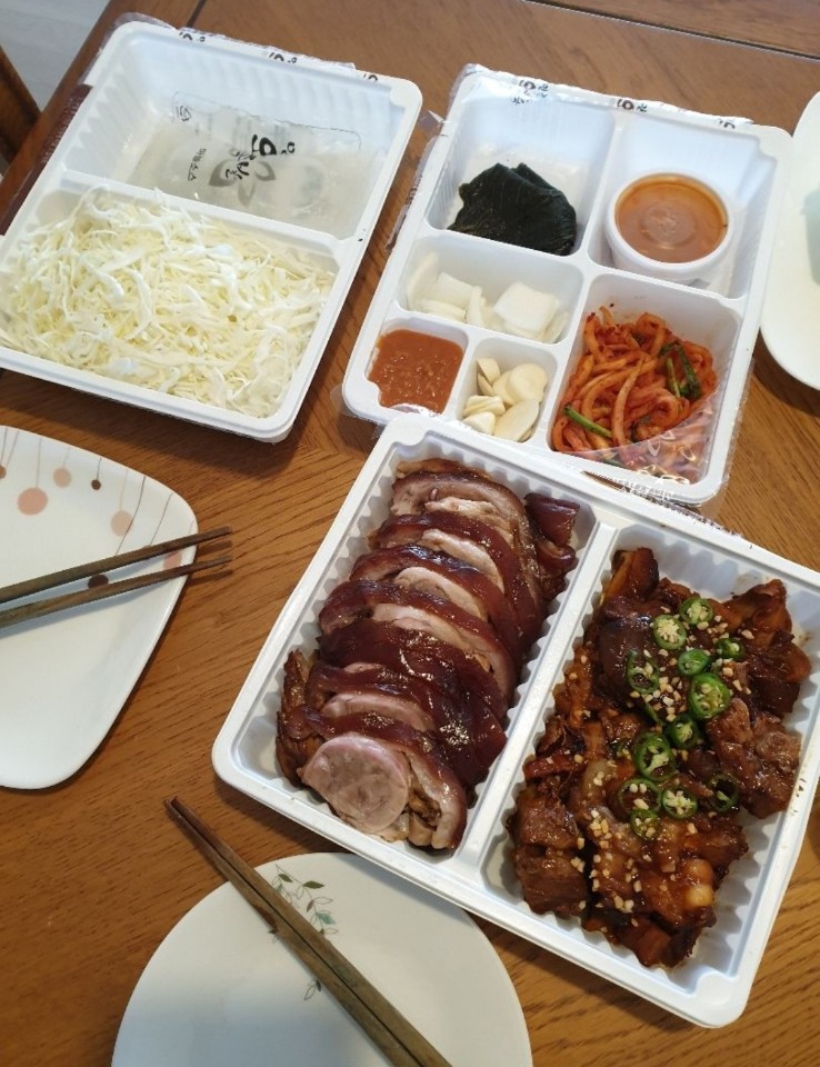 삼가족발 이미지
