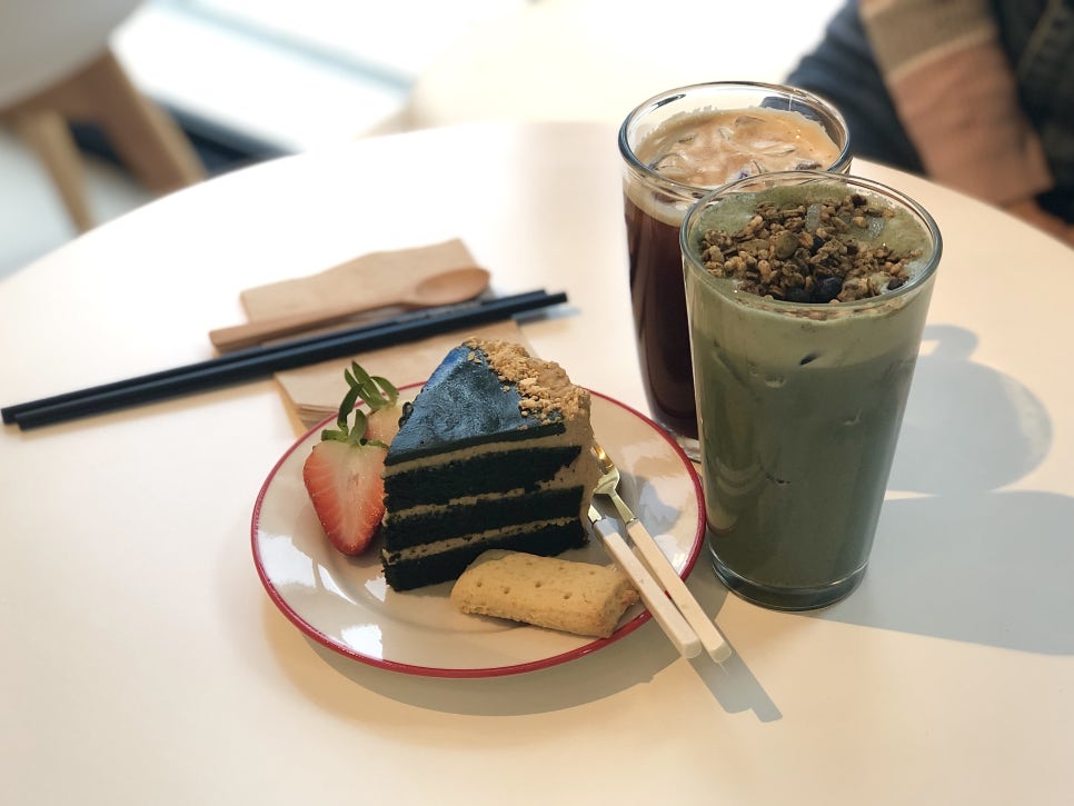 카페오트밀 이미지