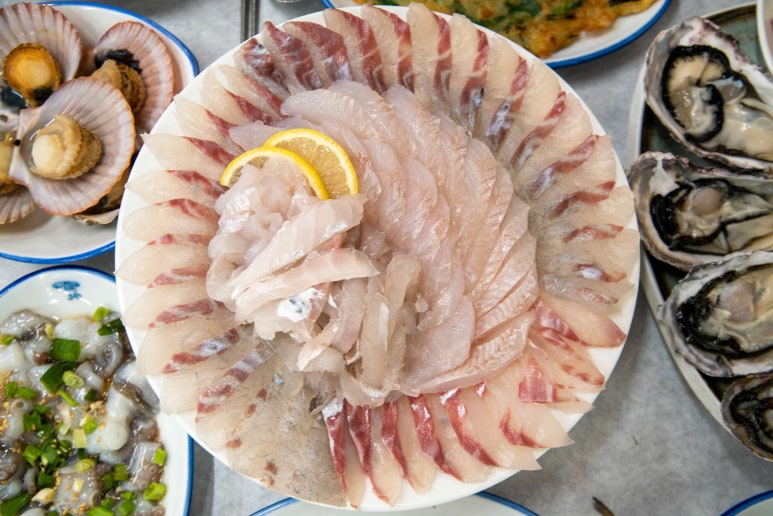 사천횟집 이미지