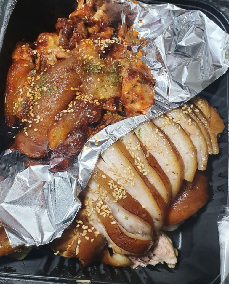 윤군족발본점 이미지