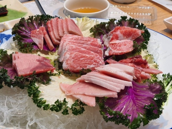 김춘석참치 이미지