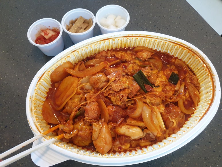 치즈를사랑한찜닭 이미지