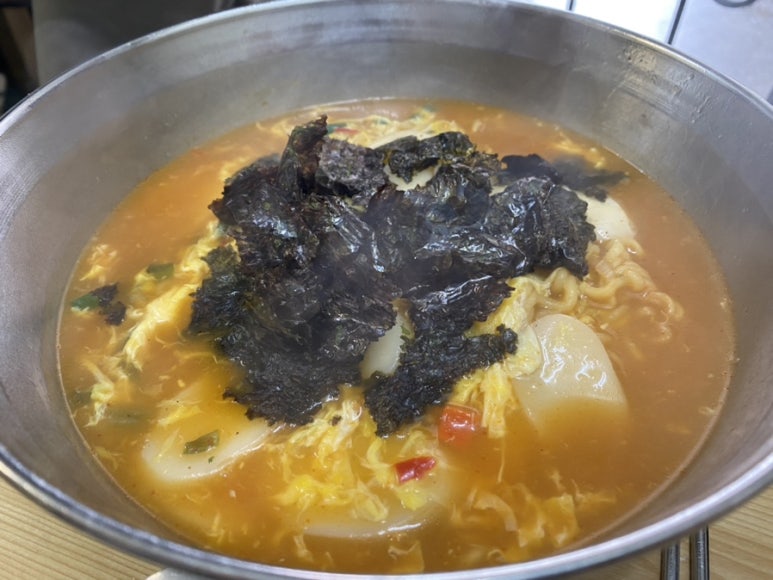 분식돼지 이미지