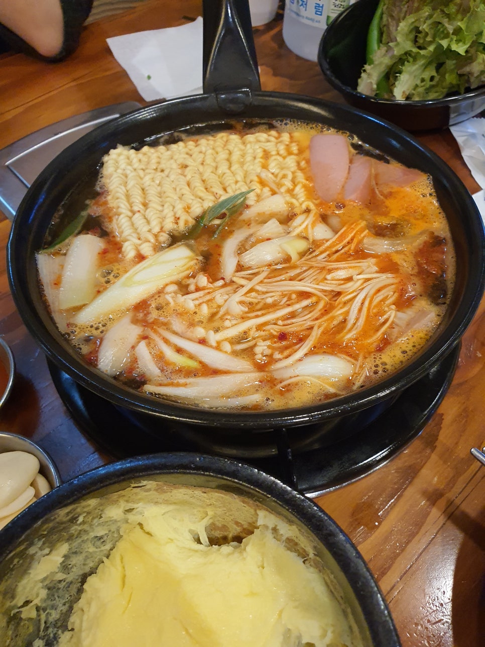 고기곳간 이미지