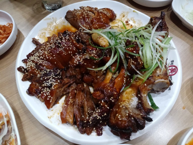 정석통바베큐족구이 이미지