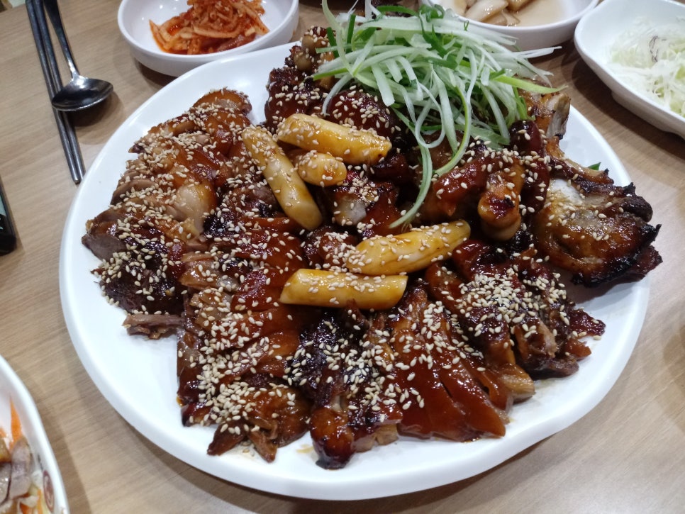 정석통바베큐족구이 이미지