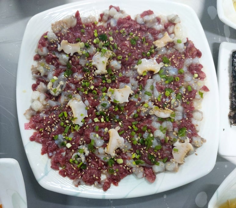 삼촌네탕탕이 이미지