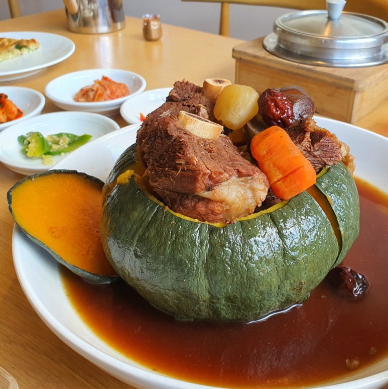 월식당 이미지