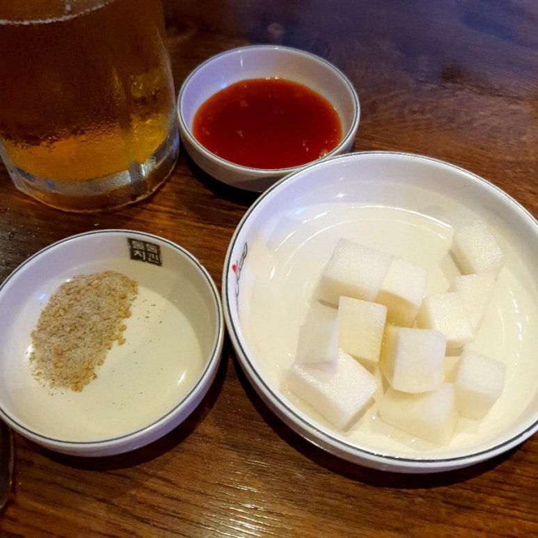투투치킨 이미지
