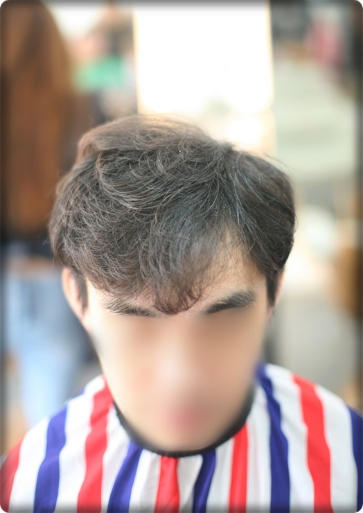 머리손질헤어샾 이미지