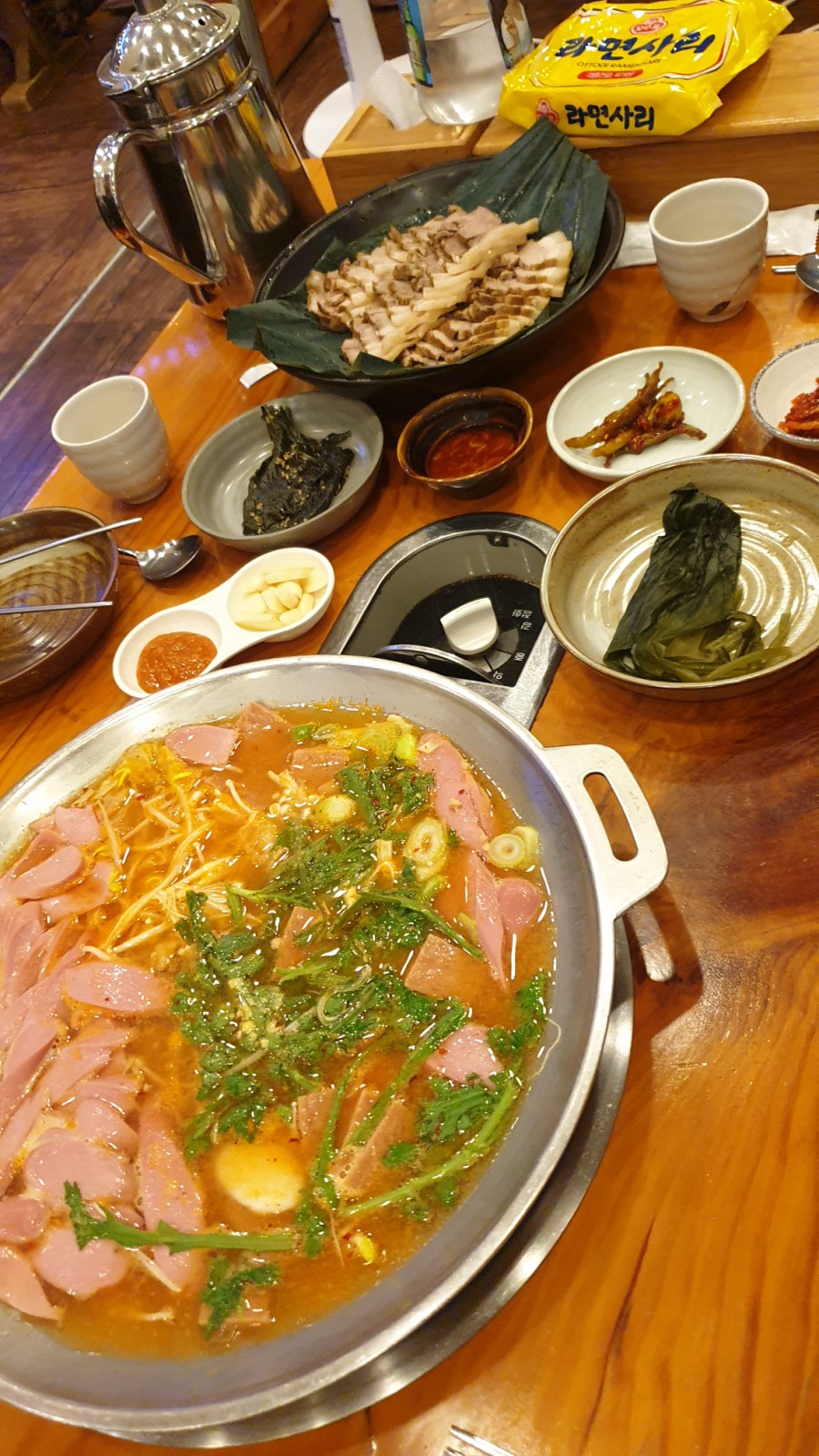 할매보쌈부대찌개 이미지