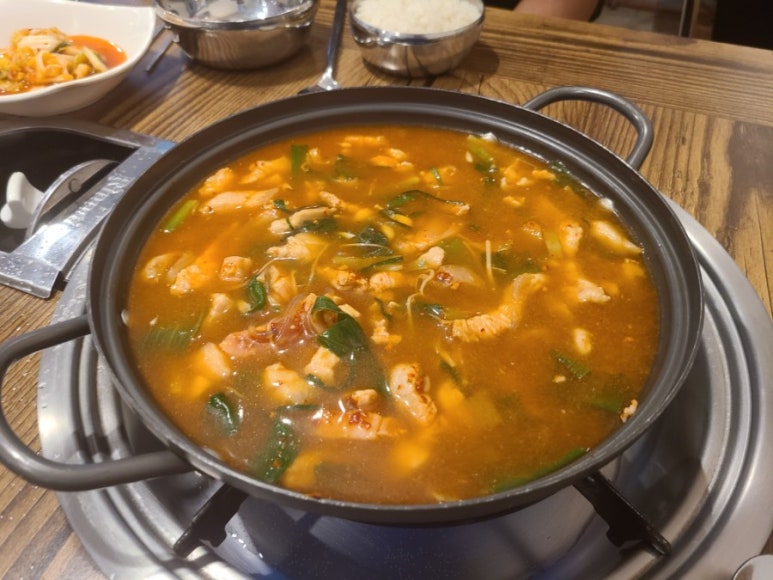 코끼리식당 이미지