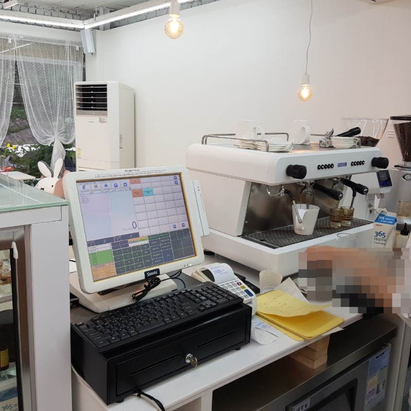 카페도로시 이미지