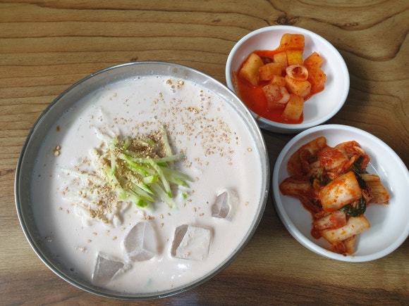 윤여사밥집 이미지