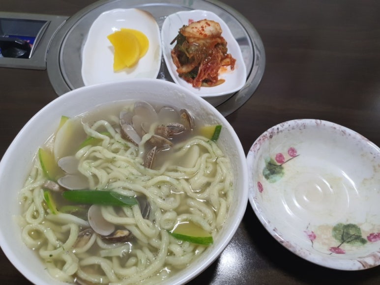 손칼국수 이미지
