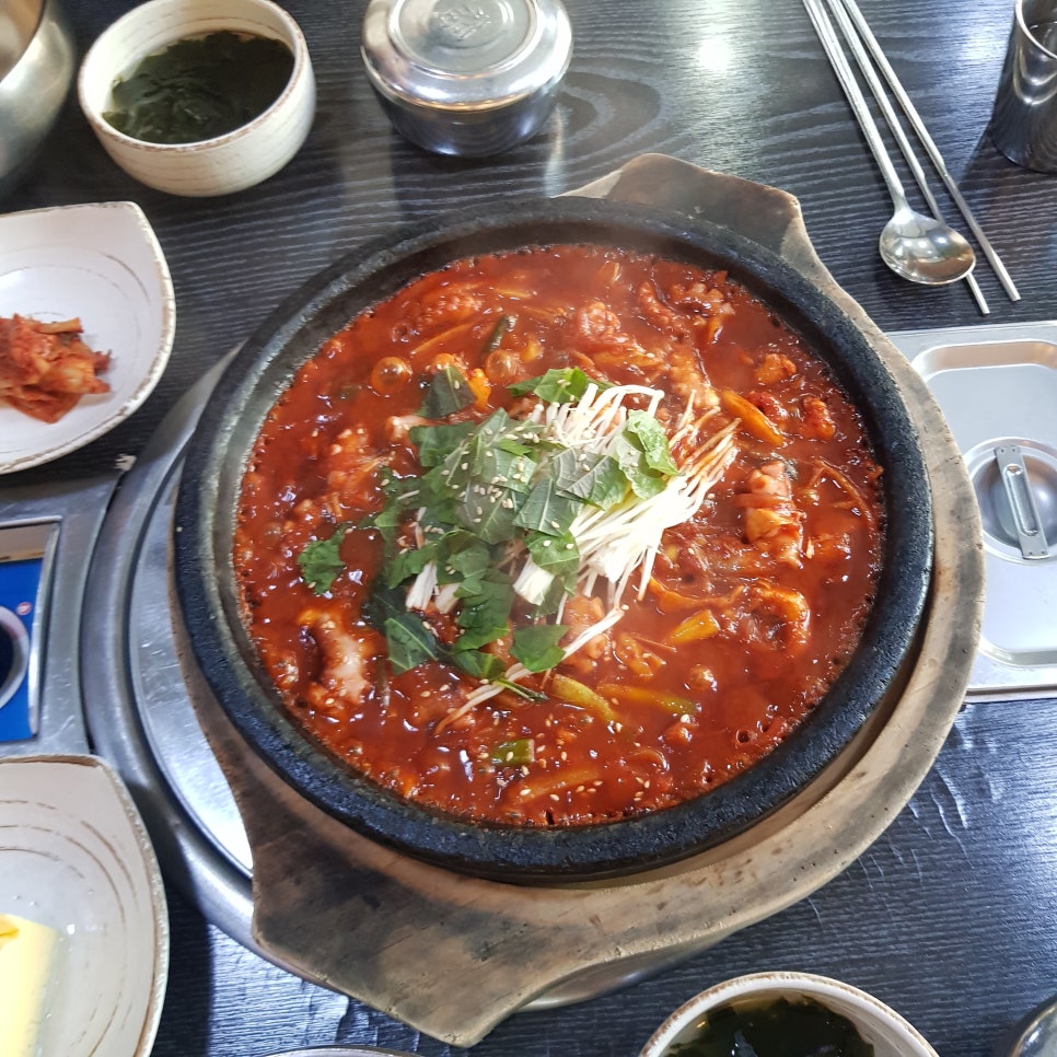 다산돼지와낙지 이미지