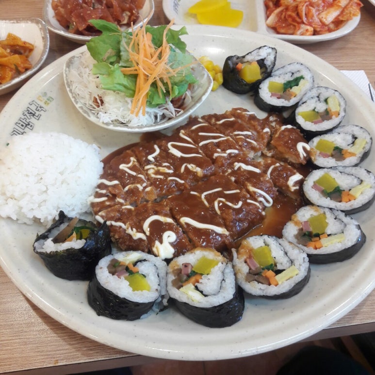 정식김밥 이미지