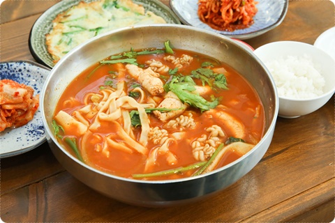 장칼국수 이미지