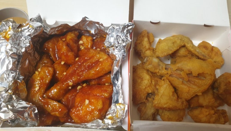 이삼치킨 이미지