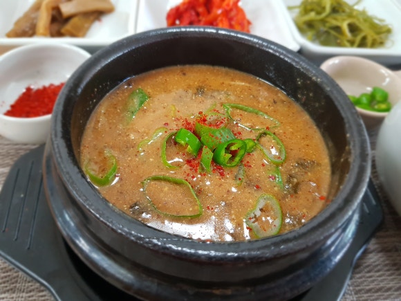 수암봉토담집 이미지