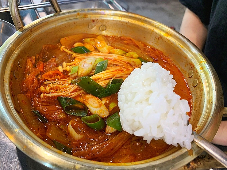 고기정류장 이미지