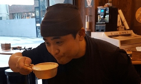 유로파라텔 이미지