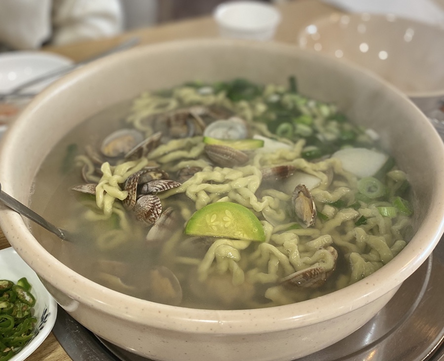 금촌칼국수 이미지