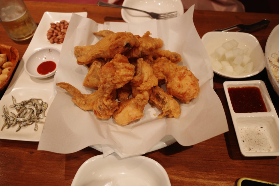 닭이 맛있는집 술통 이미지