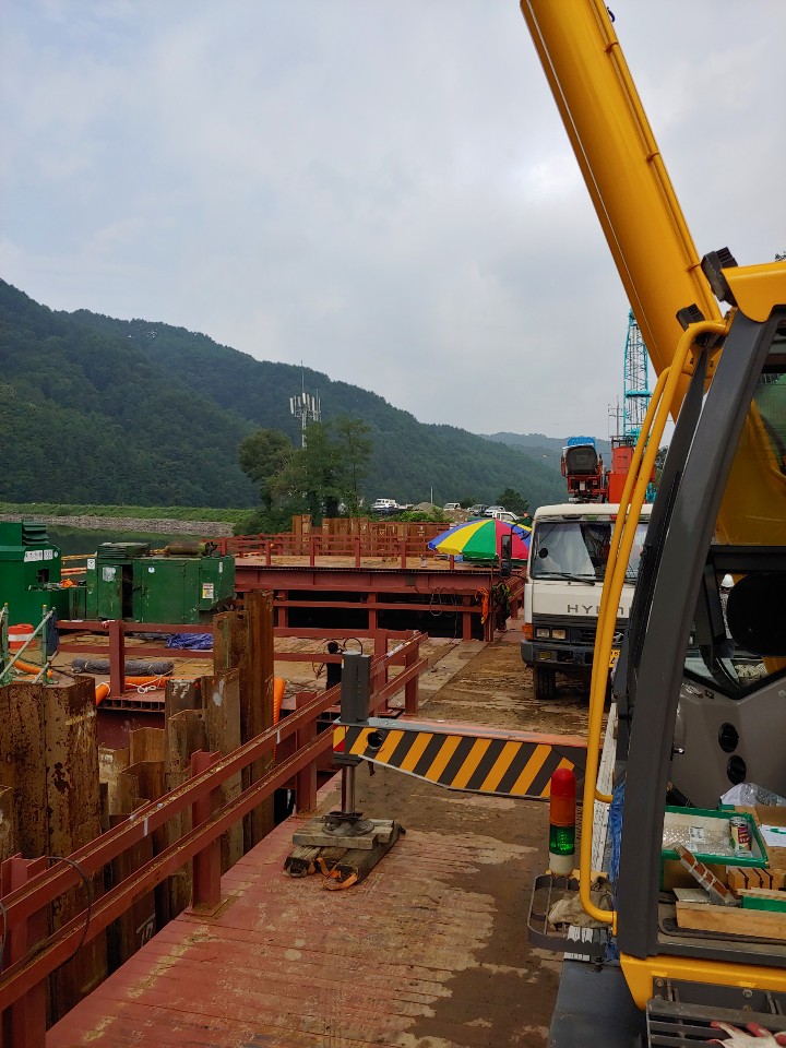 홍천크레인 이미지