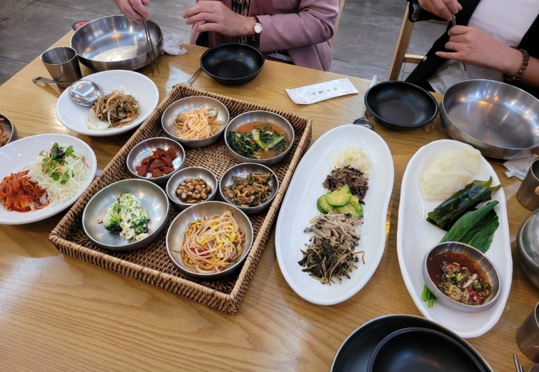 맛나 보리밥 이미지