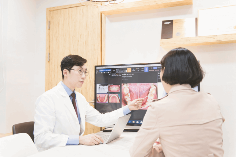 튼튼잇몸치과의원 이미지