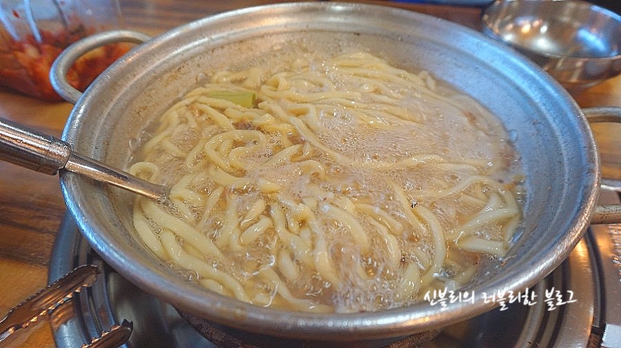 박승광최강해물손칼국수 이미지