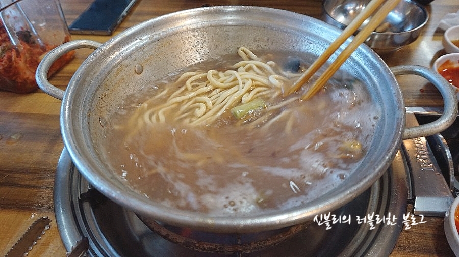박승광해물손칼국수 이미지
