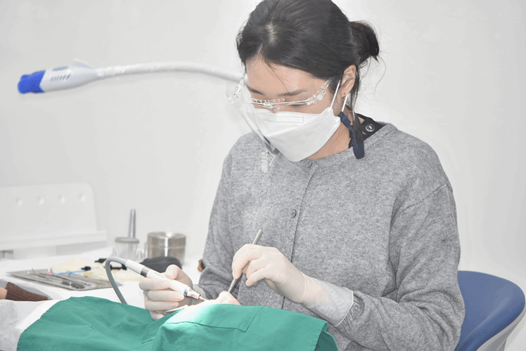 서울위치과의원 이미지