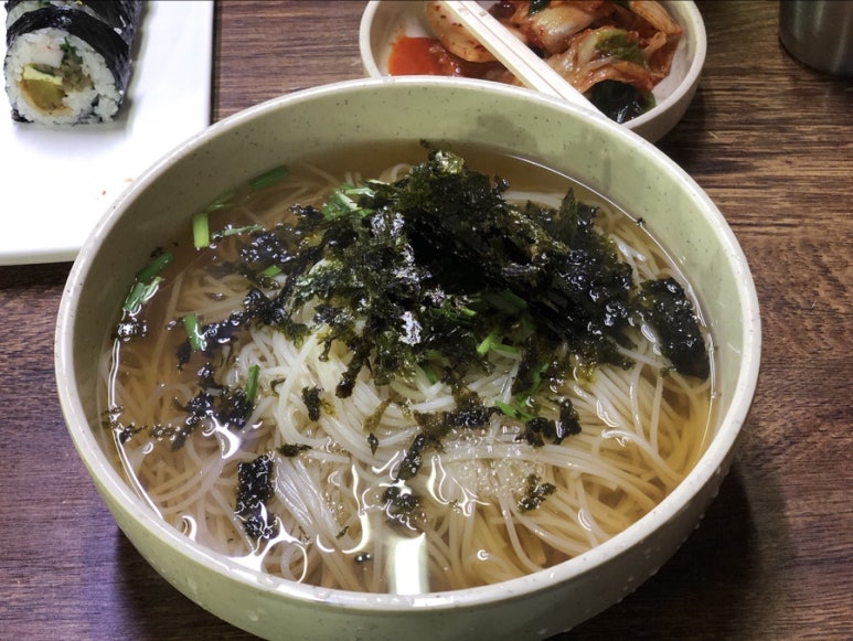 맛나잔치국수 이미지