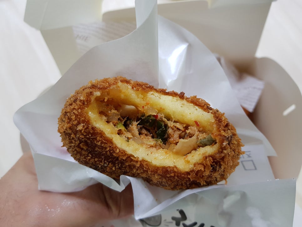 쉐프윤찹쌀꽈배기고로케 이미지