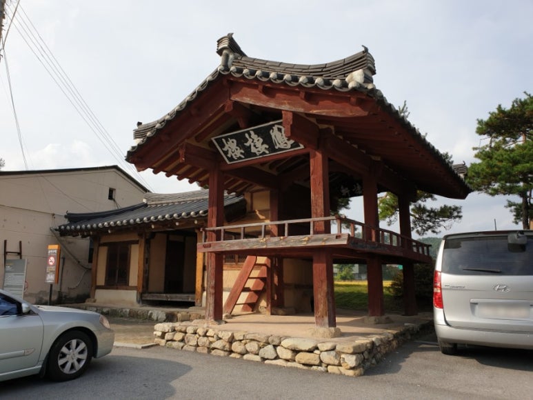 천년돼지숯불구이 이미지